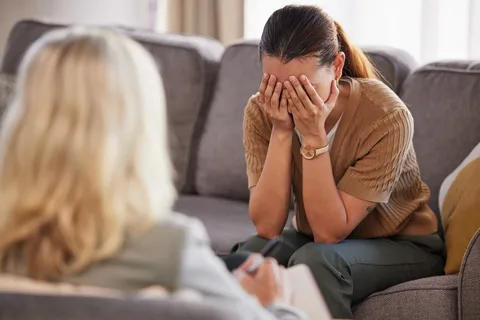 You are currently viewing How Ketamine Therapy Works for Depression (Complete Guide)